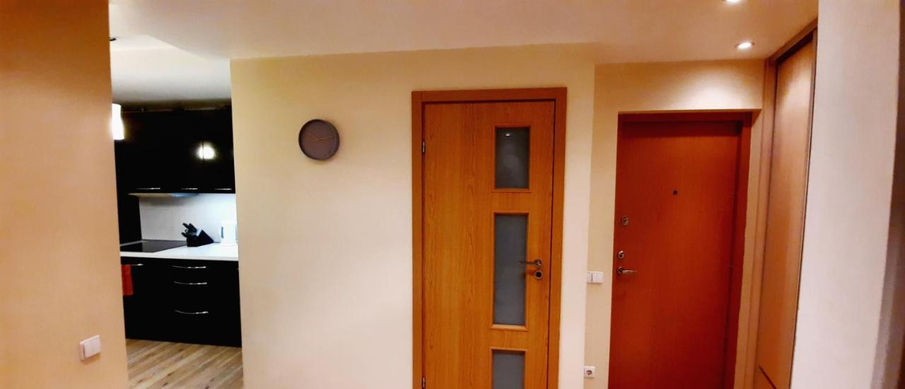 M&M Apartment VI Self Check-In Panevezys Exterior photo
